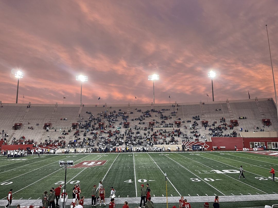 Indiana's 22-game win streak ends in a 19-15 loss to Ohio State in Bloomington
